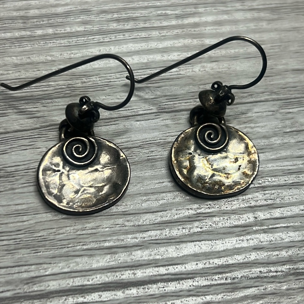 Silpada Hammered Sterling Silver Oval Swirl Earrings 925